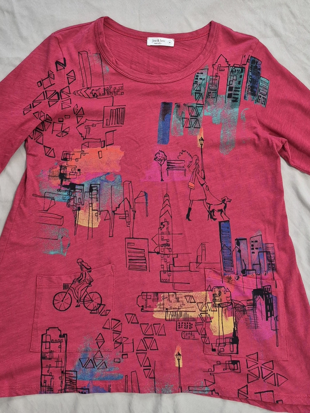 Jess & Jane Red Abstract Cityscape Tunic Top Medium Artsy Boho Pockets - Picture 4 of 6
